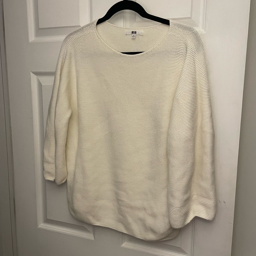 Uniqlo cream sweater